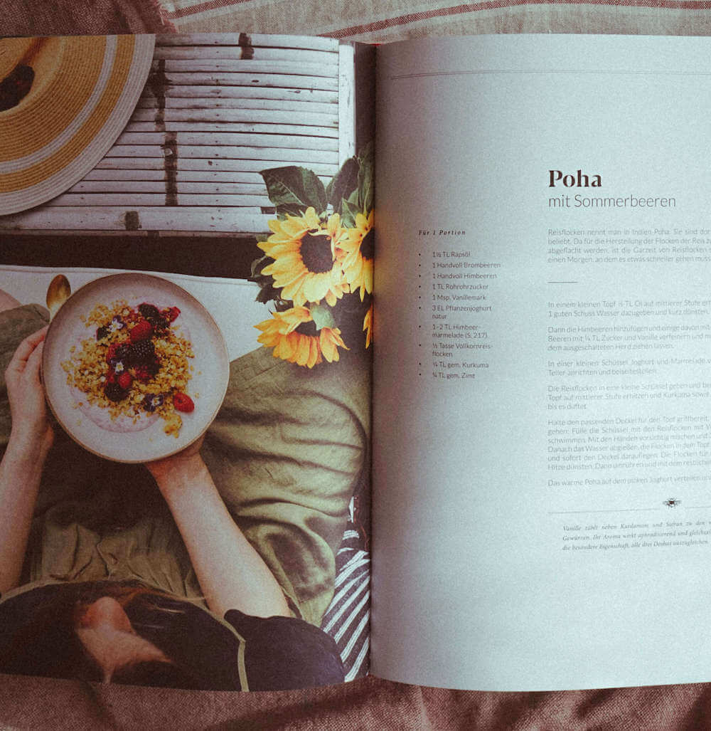 Preview: Cookbook & Coffee Table Book For Food & Love