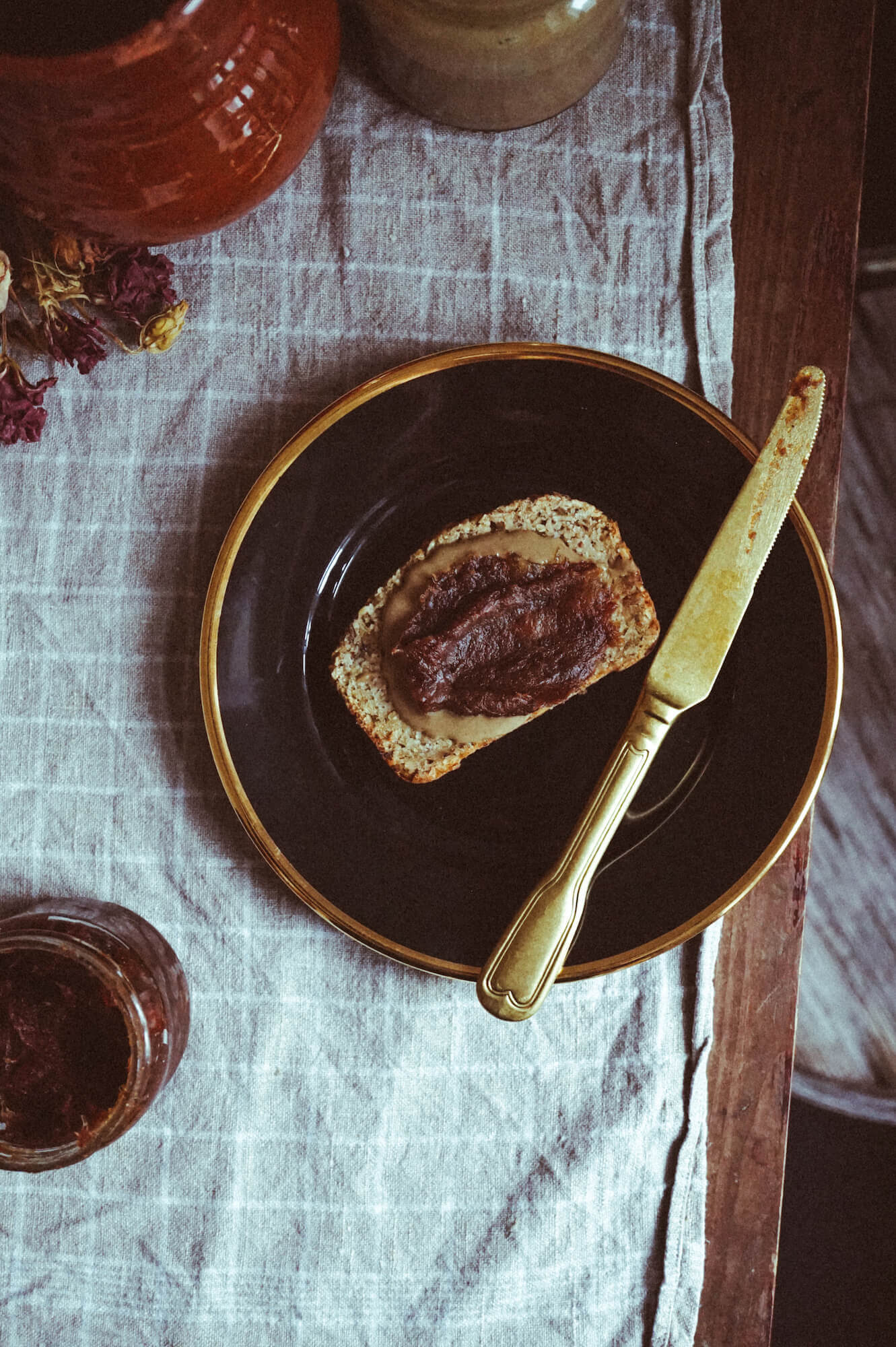 Dattelmarmelade – zuckerfrei, schnell zubereitet & würzig